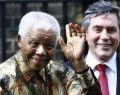 Мандела на фоне британского министра